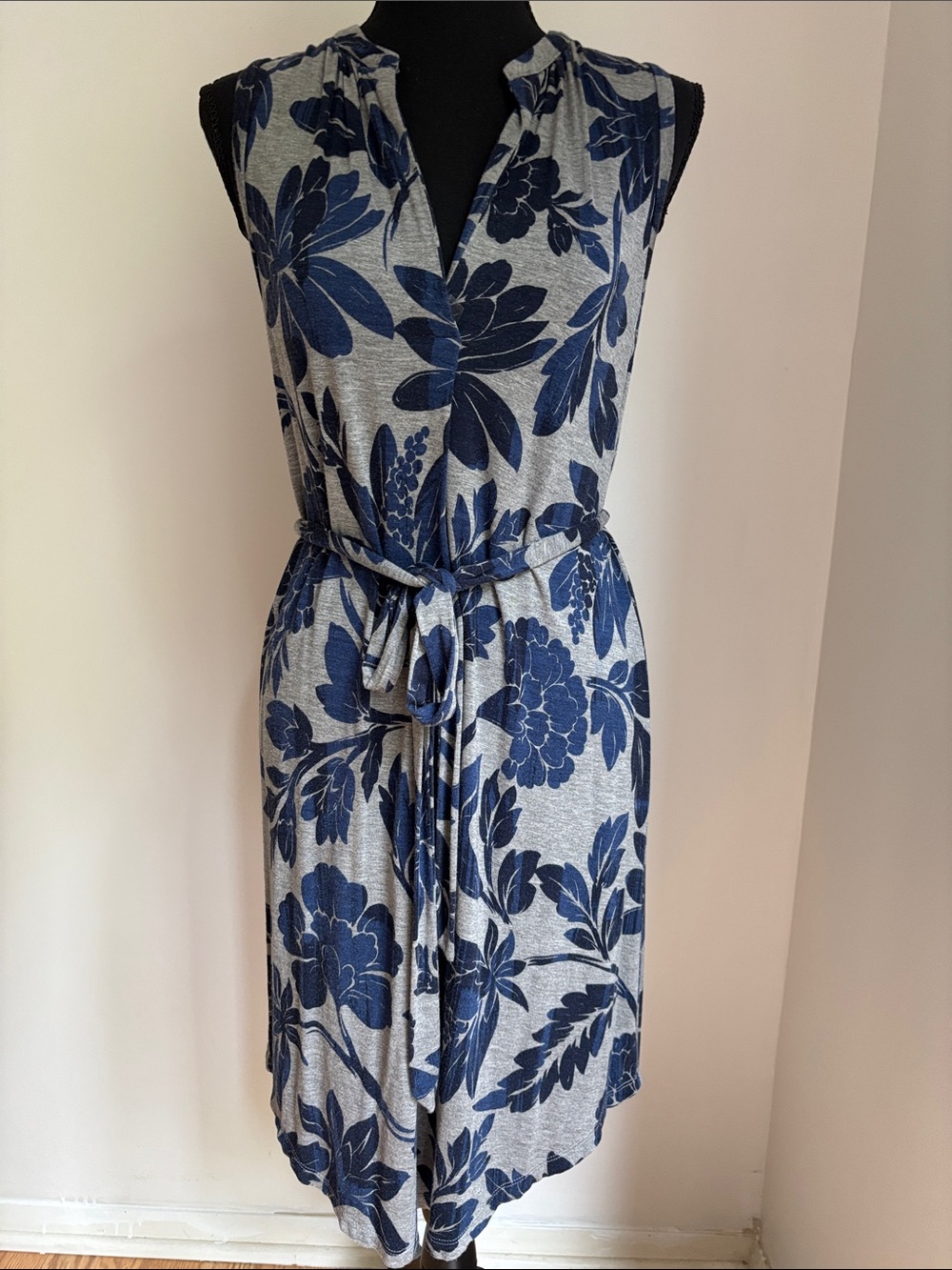 LOFT floral Hawaiian sleeveless dress S Gorgeous condition!!